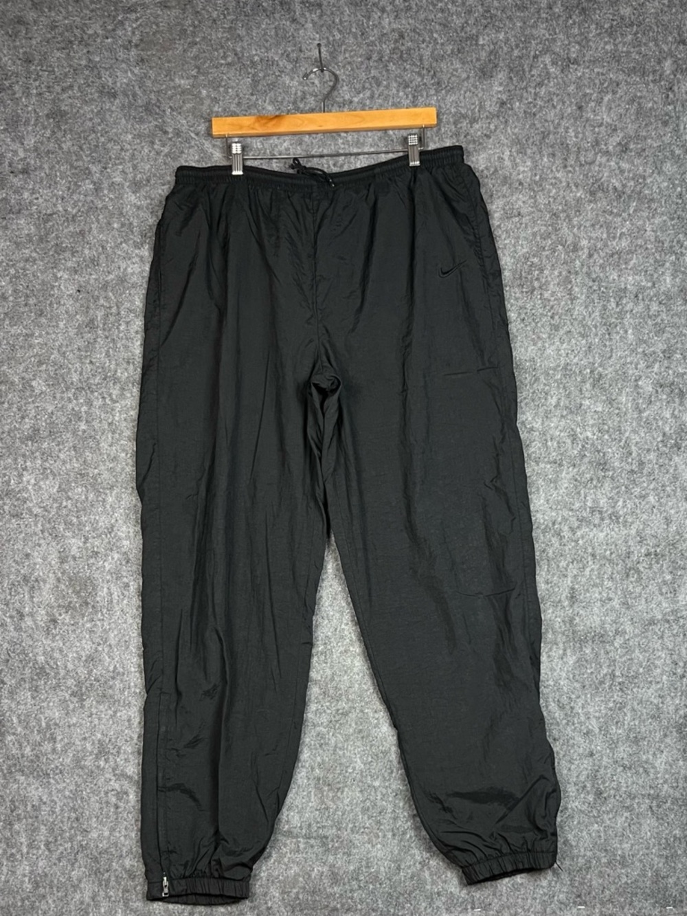 Nike Black Men's Lightweight Jogger Pants XL